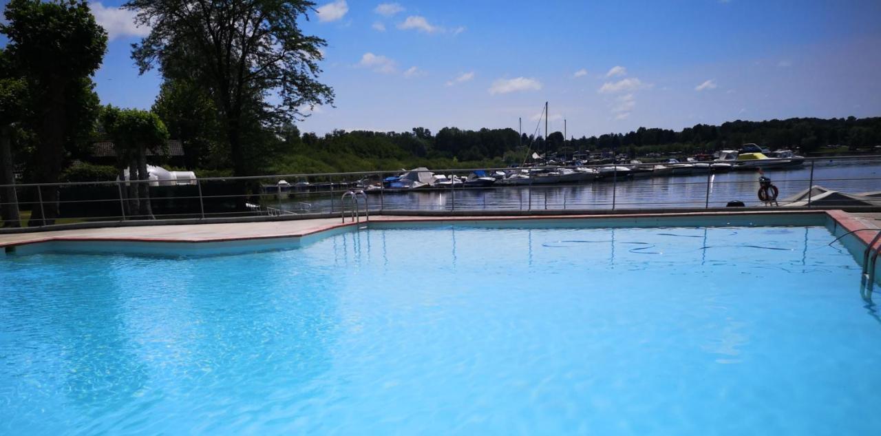 Lido Di Sesto Hotel Sesto Calende Eksteriør billede